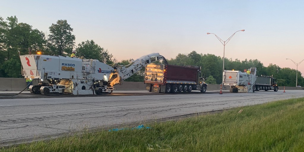 Roadtec's tweet photo. #MondayMilling with #Welfle and the RX-500! #Roadtec #AstecIndustries #oneAstec https://t.co/LL5UBFVT7R