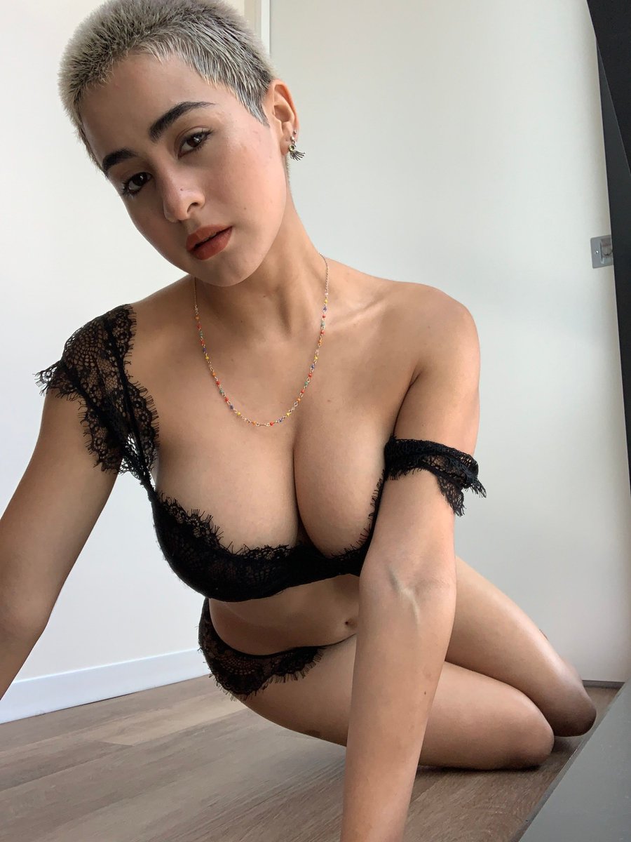 Hair onlyfans short SHORT HAIRED