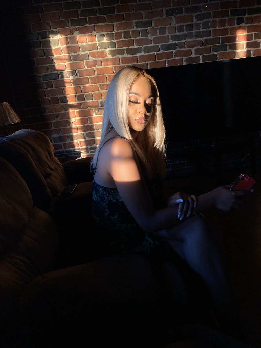 Alinarenae_'s tweet photo. 💛 https://t.co/hr49UZAuOE