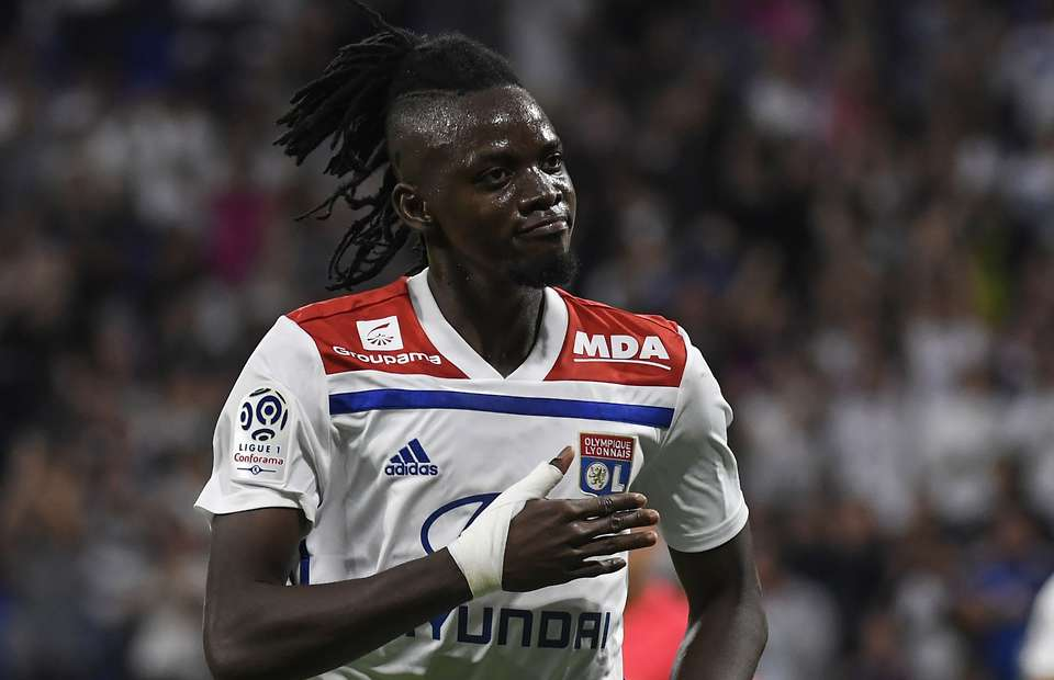 Bertrand Traore:The former Chelsea player, Traore is very good at certain attacking metrics at Ligue 1. He's an outlier in passes to the penalty area and crosses to the penalty area and making shots through deadball situations.