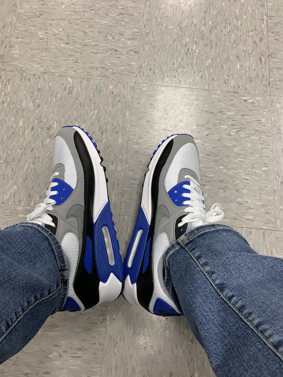 #kicksatwork @att <a href="/Matt__Rash/">Matt Rash</a> <a href="/thEgyptianpharo/">Omar Mohamed</a> @roadtogoatdb <a href="/DariusSullivan9/">Darius Vernon Dimitri Sullivan</a>   This all started because of Tia at Mcknight.