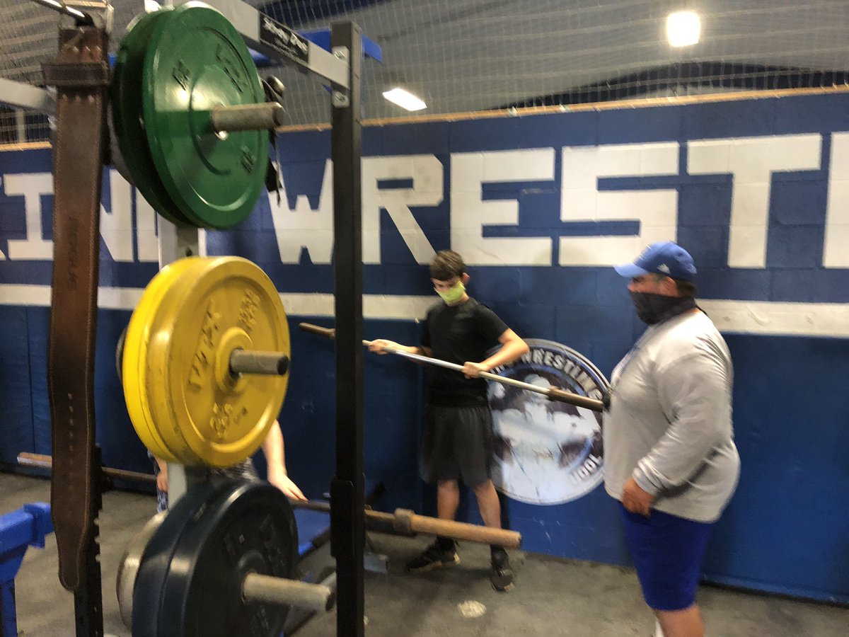 RipleyHSWV's tweet photo. Working hard in the weight room using the @wvssac guidelines!  #SafetyFirst https://t.co/zIvsKiNjhj