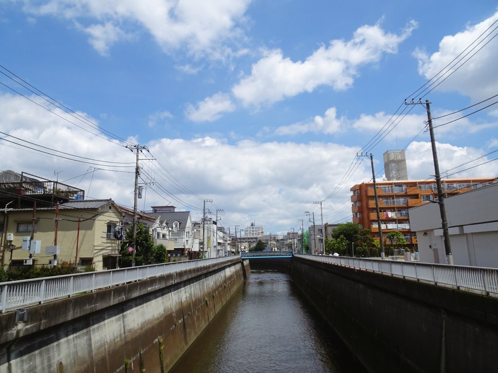novustojkovic's tweet photo. 「夏空」
やっと晴れた夏の日。
zeiss-vs sonydigital
#夜空 #Фото #東京 #tokyo
#sony #riversaid #landscape
#写真 #photo #sky #空
#summer #zeiss #sonnarT https://t.co/1ezkVlyfQ2
