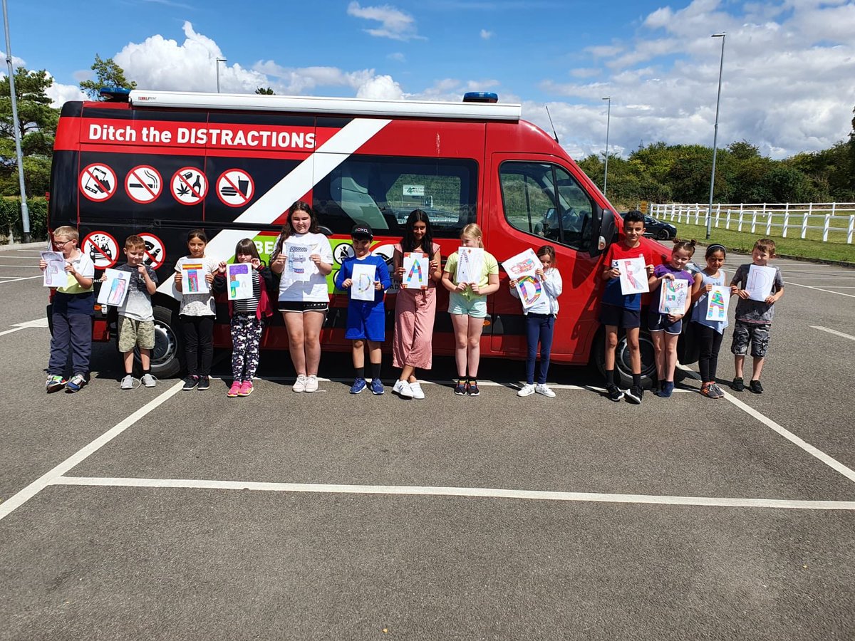HFRSyouth's tweet photo. Another great #FireSafety session with @sportinherts #FitFedRead @Letchworthrugby this afternoon. See you next week at #Hemel and #Watford 👍🏻 https://t.co/6hVP5hJvLF