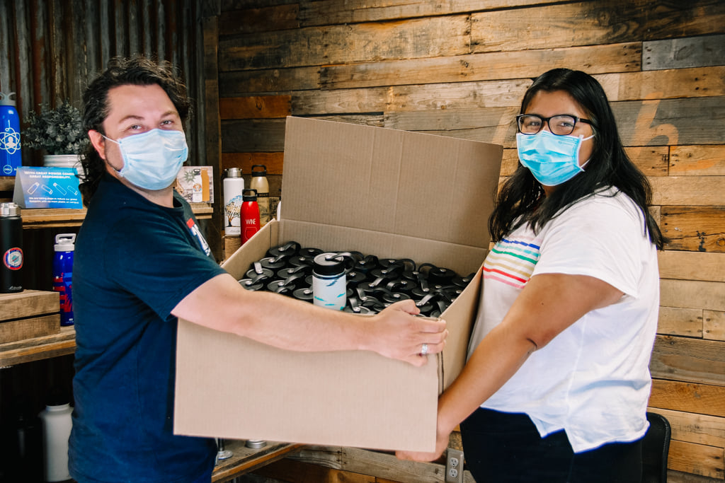 Liberty got to participate in the Yakima Community Aid water bottle drive this week, which aimed to provide clean reusable water bottles to Yakima's homeless populations! Reach out to @yakimacommityaid if you would like to participate–they are doing contactless pick up 😊