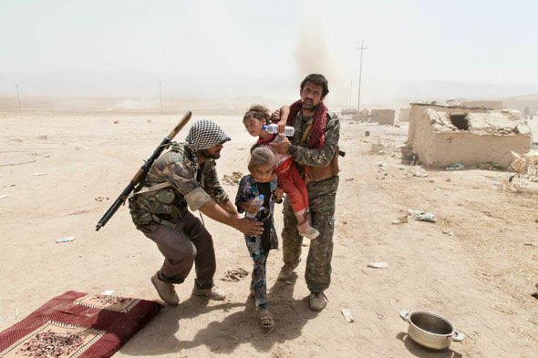 smje_e's tweet photo. Wir danken der kurdischen Verteidigungseinheiten der YJA/STAR&amp;HPG und der Einheiten aus Rojava YPJ&amp;YPG, diese eilten am Tag des Völkermordes und retteten durch einen Korridor 200.000 Eziden #JusticeForWomenInSinjar
#SelfDeterminedAgainstFemicide
#StopTurkeysWarAgainstSinjar https://t.co/KtNbi86UG4
