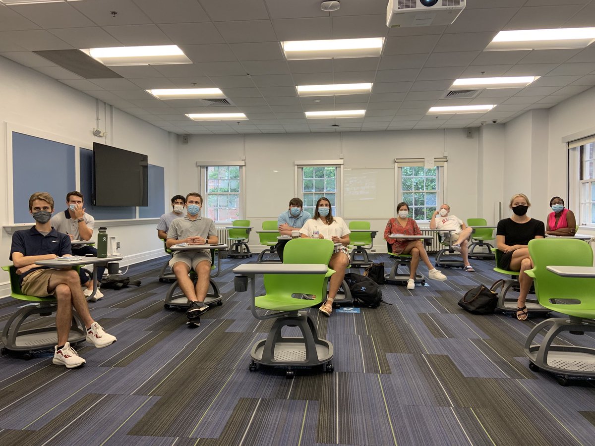 BarbaraJOsborne's tweet photo. Thanks to our UNC SpAd Grad alumni for joining us for first year orientation! #SPADSTRONG https://t.co/sL0dK4mboh