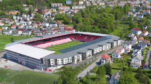 But first: History! Brann is the pride of Bergen, Norway - the second largest city and the country's first capital city. It's also called "The city between the seven mountains". It's almost always rainy there. They play it’s games at Brann Stadion (18.000).