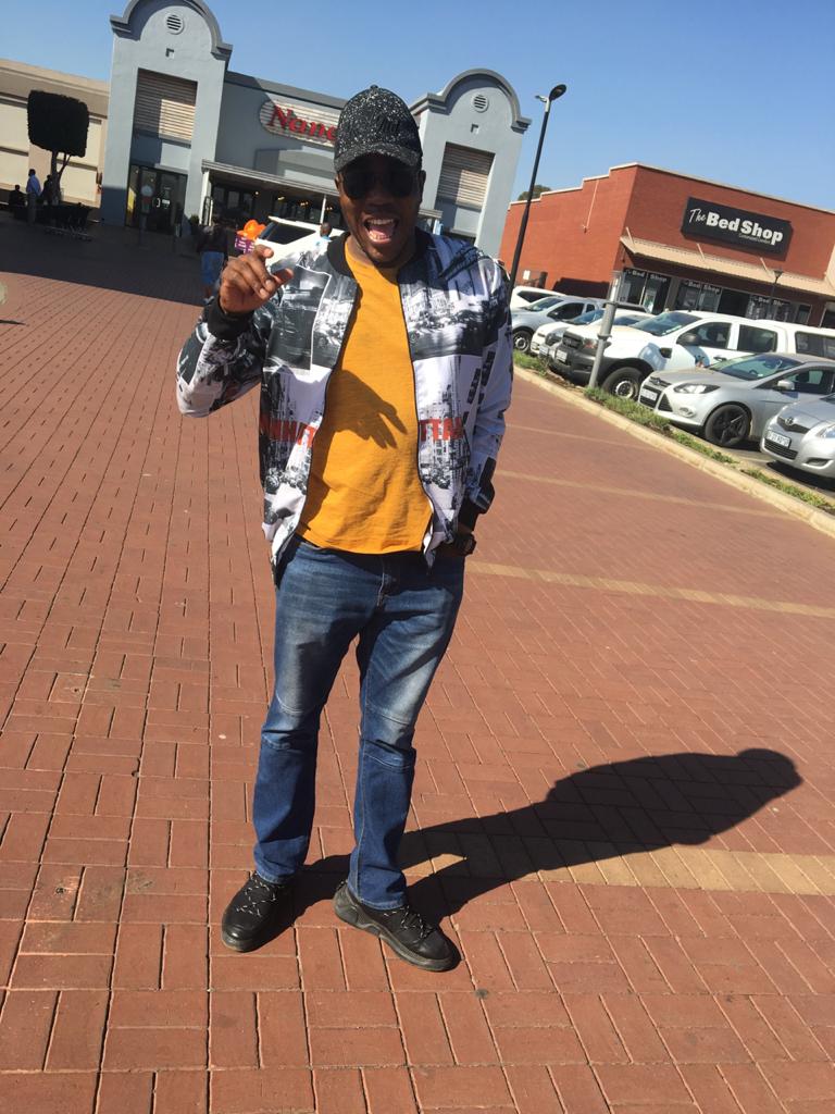 GoodmanMabunda's tweet photo. #MarioVulgate π€ https://t.co/sRgU1aBqc7