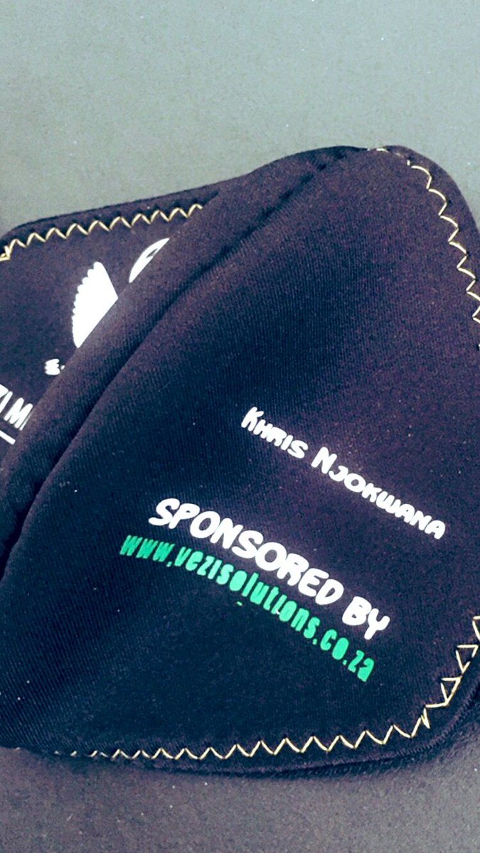 KhristoJuggler's tweet photo. Got a call to say I have delivery this a.m. Only to find this special gift. Thank you so so Vezi Solutions &amp; my team Wizards ❤️⚽️  Kea leboga 🙏🏾@MightyWizardsFC #VeziSolutions @Iyzo8 https://t.co/tT99l5p6MW