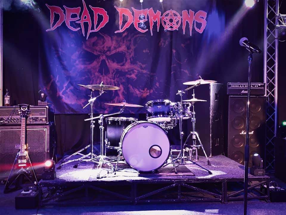 Oooh whats going on here then !
😈🤘#chantrybrewery #whosaidthat #deaddemons2020 #supportlivemusic #supportlivemusicvenues