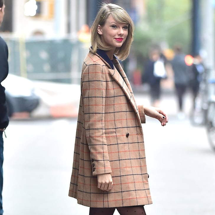 Taylor Swift as Chris Evans& #39; outfits : a thread