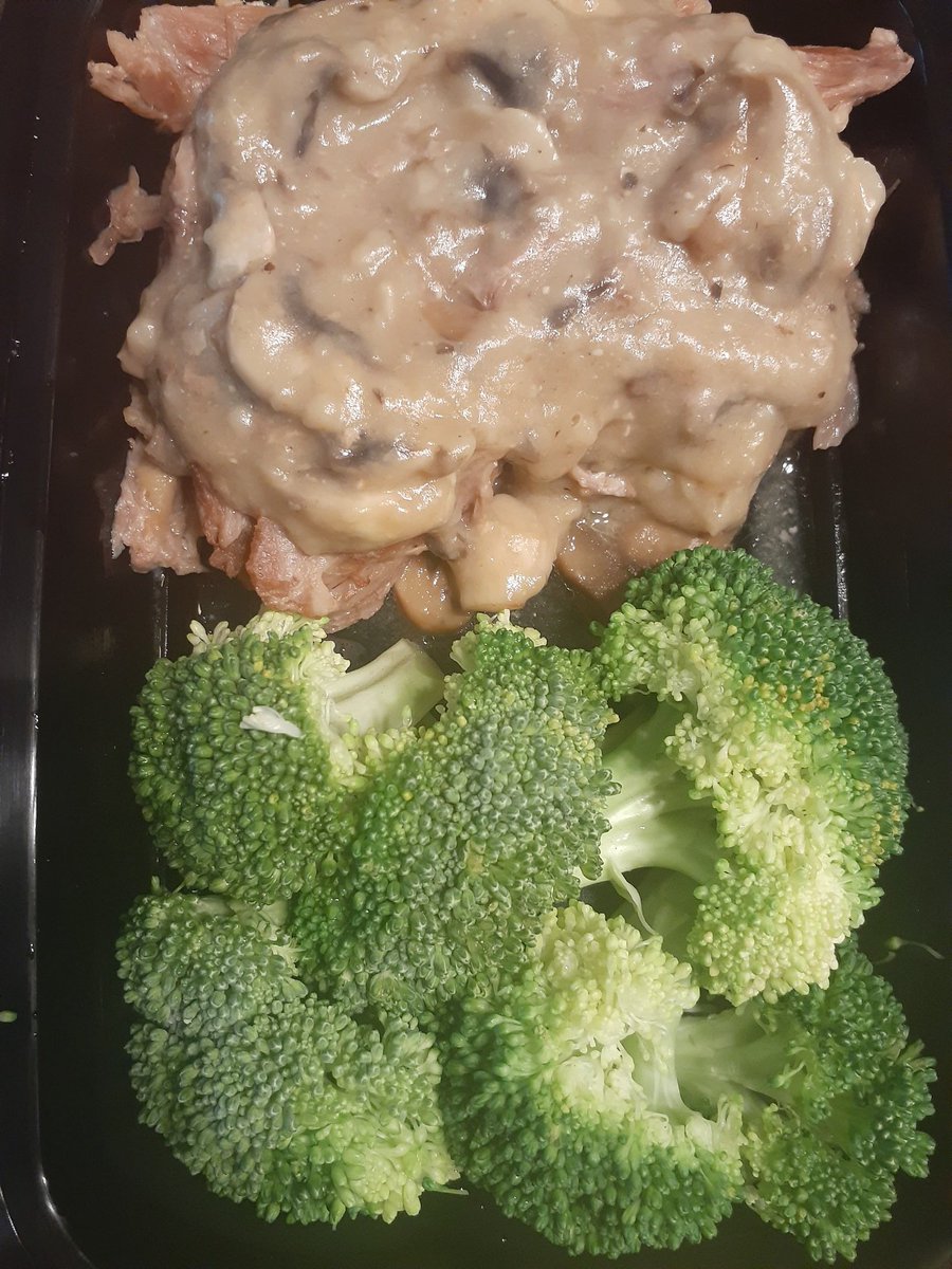 Order  meal prep today! TEXT 405 585 7486, ask for menus, and order.  Low carb, dairy free, &amp; vegan options #vegan #MondayMotivaton #mealprep <a href="/okiefoodtrucks/">Okie Food Trucks</a>