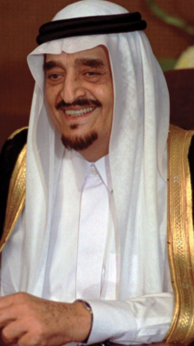 Fahad1401's tweet photo. رحم الله بطل تحرير #الكويت #الملك_فهد_بن_عبدالعزيز وغفر له

#السعودية قادت تحالف دولي اعاد الحق لأصحابه https://t.co/rYkVmWxnpe
