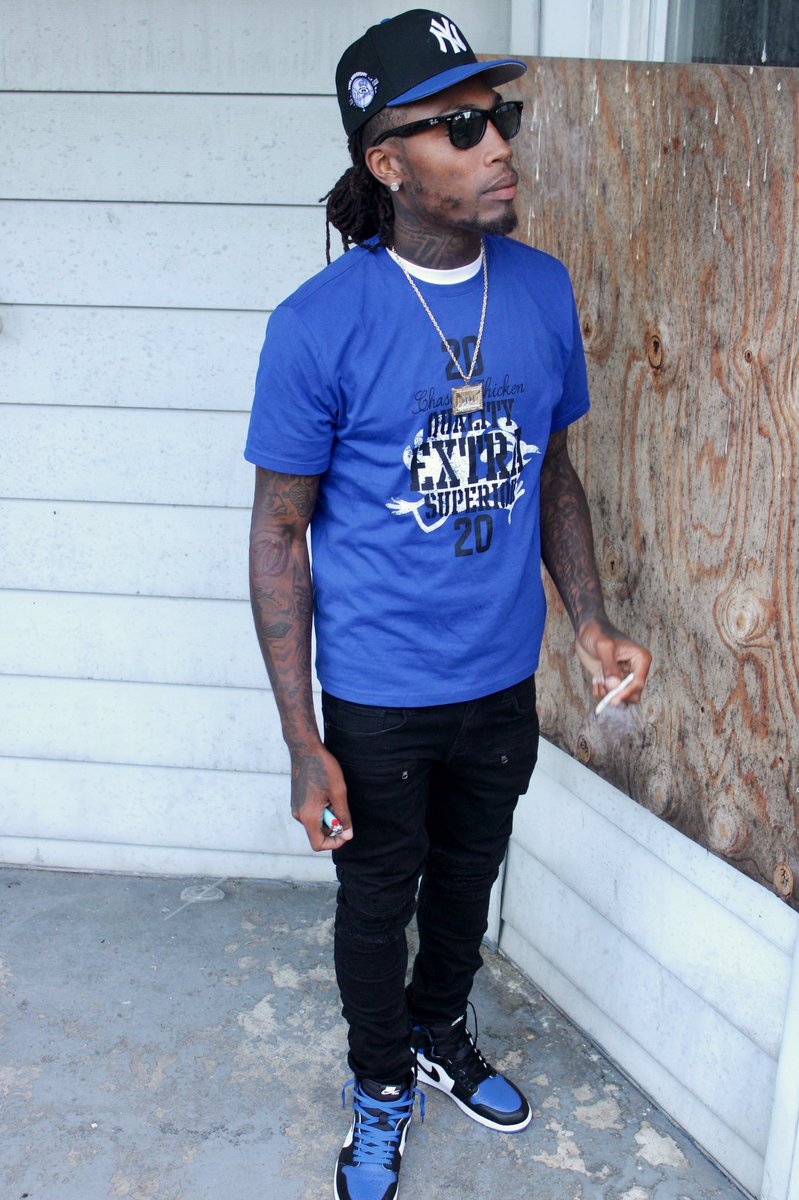 KingKevSmoove's tweet photo. THE WAY WE LIVING DAWG IT AINT EVEN RIGHT......WE EITHER FIGHTING FOR OUR FREEDOM OR WE FIGHTING FOR OUR LIFE π€ππ€π #RIPBANDZ #RIPTRIPPYDOLLAZ #RIPLILJERRY #RIPKENLOW https://t.co/fakBN3Saq5
