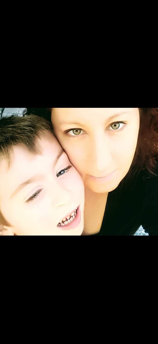 Elisa Buonasera Cinzia Siete Bellissimi Pensa A Come Mi Sciolgo Io Quando Il Piccolo Di Casa Diciannovenne E Alto Poco Piu Di Un Metro E Novanta Quando Mi Abbraccia Senza