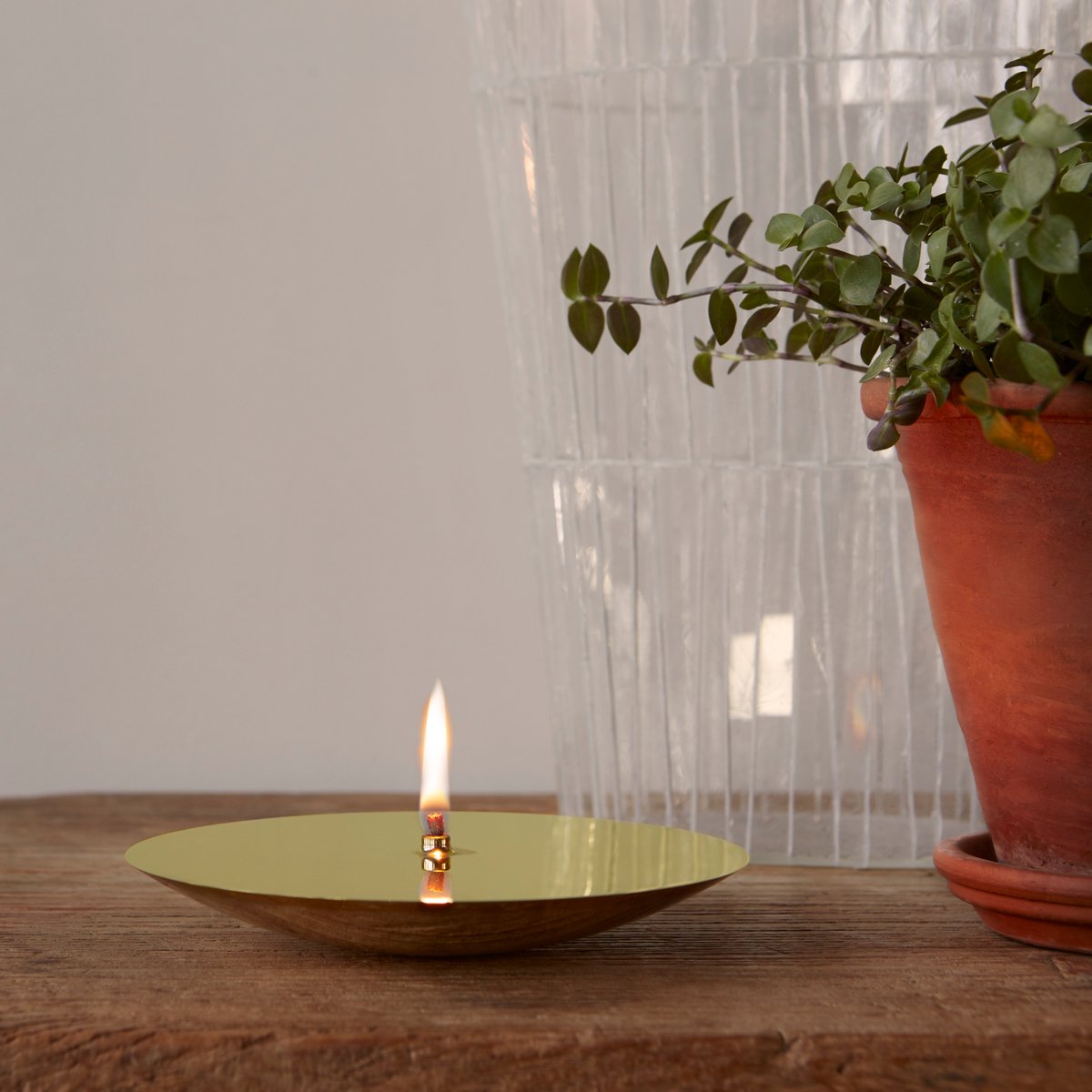 SCPLtd's tweet photo. Made from brass, the Holocene oil lamps from @wastberglighting were created in collaboration with acclaimed contemporary designers, including #Studioilse and #DavidChipperfield. Save 30% on the Holocene collection in our Summer #Sale.
https://t.co/G3mHxRe41u https://t.co/RIqh4xj8BB