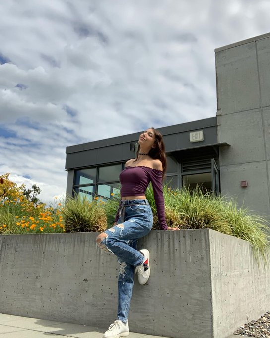 TW Pornstars Chloe Night. The most liked pictures and videos from