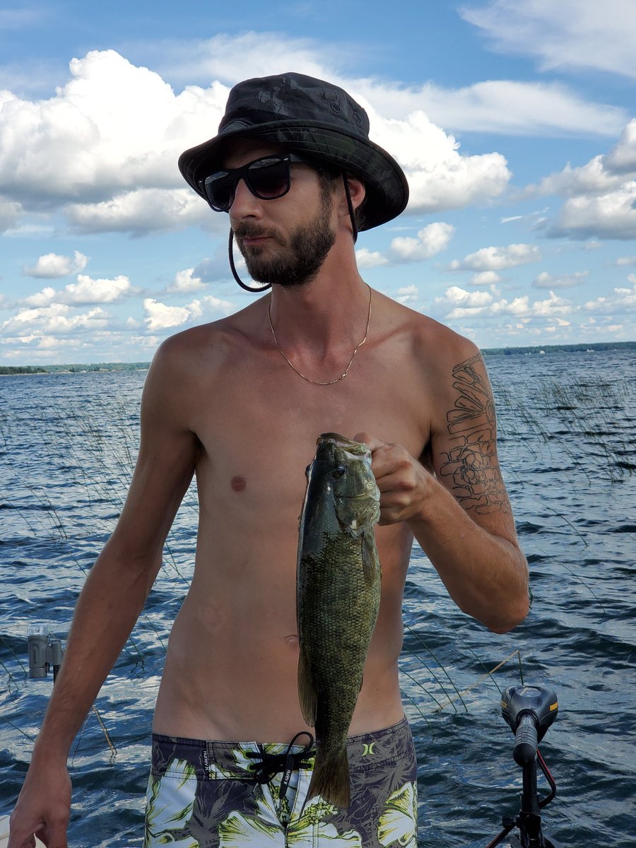 Mothstoflame96's tweet image. Fun in the sun!  #bassassassin