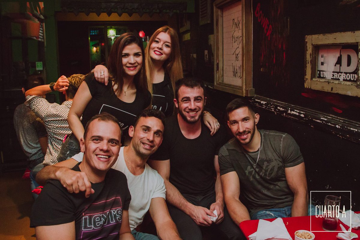 CuartoAbar's tweet image. 🎉 ¿Prohibieron festejar cumpleaños?
NO, JAMÁS, lo único que hasta 6, con el dream team nomás.
(Shhh mejor así no pagás a nadie o invitás de compromiso a nadie, hasta de canuto, sin subir la foteli ajajaj).
· Por este comentario el CM será retado ·