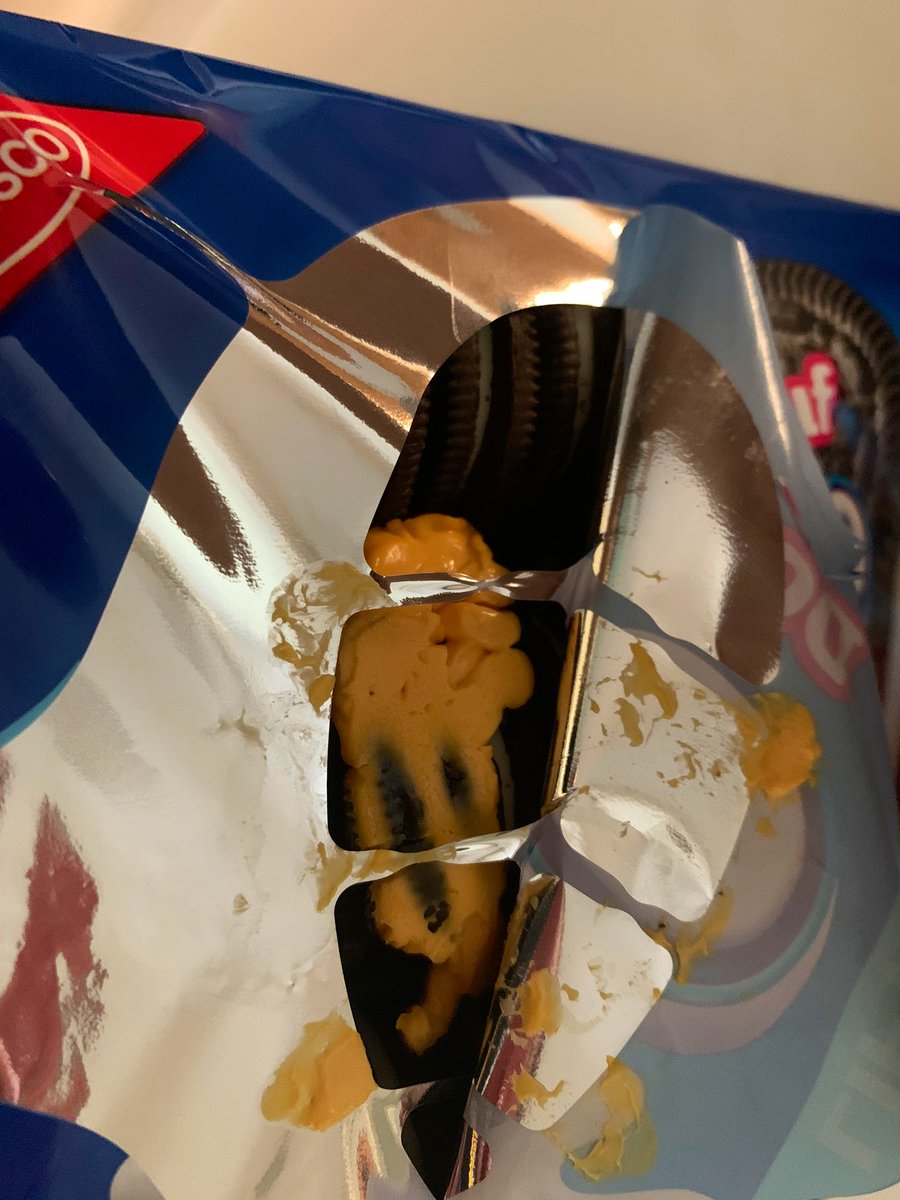 What the HELL is this?!!! <a href="/Oreo/">OREO Cookie</a> <a href="/nabisco/">NABISCO</a>