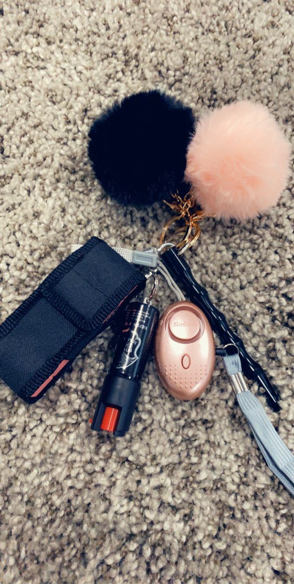 jaleesa407's tweet photo. Place your orders ladies! Women’s Self defense Keychains! $30 for the keychain and $35 with a letter of your choice! Hit me up if you have any questions. #supportblackownedbusinesses https://t.co/6QNn8eTprS
