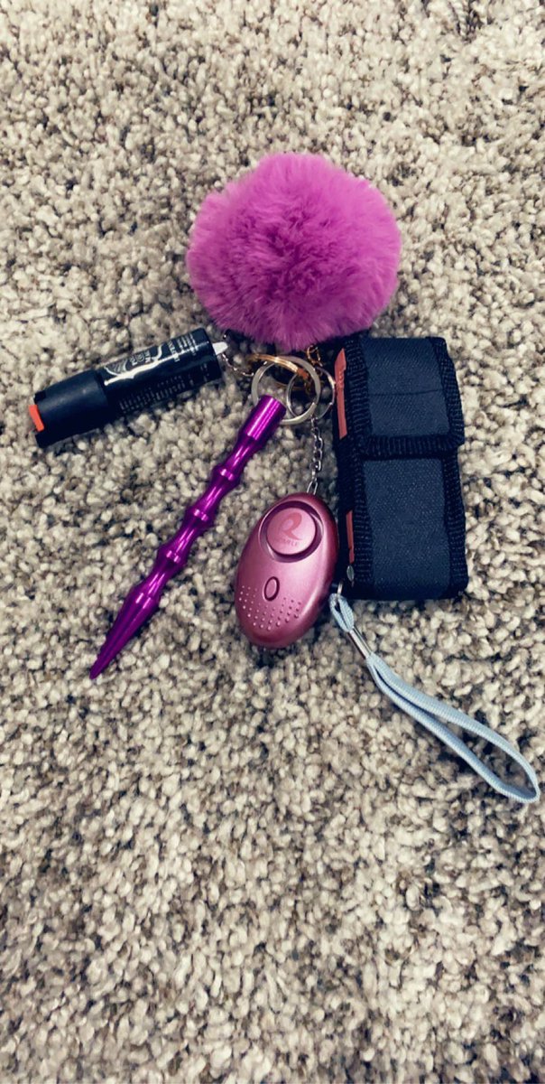 jaleesa407's tweet photo. Place your orders ladies! Women’s Self defense Keychains! $30 for the keychain and $35 with a letter of your choice! Hit me up if you have any questions. #supportblackownedbusinesses https://t.co/CUhHqsW4aM
