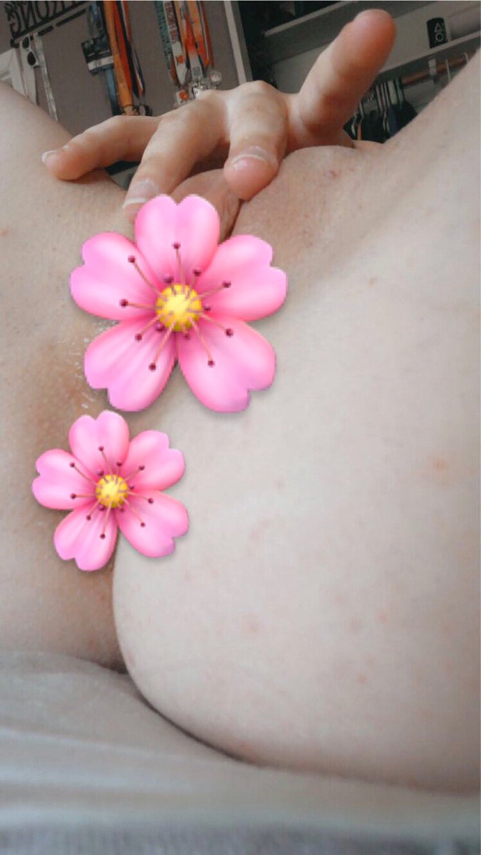 not_angle_'s tweet photo. Go sub to my onlyfans to get the video in your inbox✨

First 10 to retweet get a free trial link✨ https://t.co/Sh0lfQQmgR
