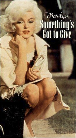 En 1962 Monroe comenzó a filmar la comedia "Something's Got to Give".Sin embargo, se ausentaba frecuentemente del set debido a enfermedades, y en mayo viajó a Nueva York para asistir a una gala en la que cantó el famoso "Happy Birthday" al presidente John F. Kennedy,