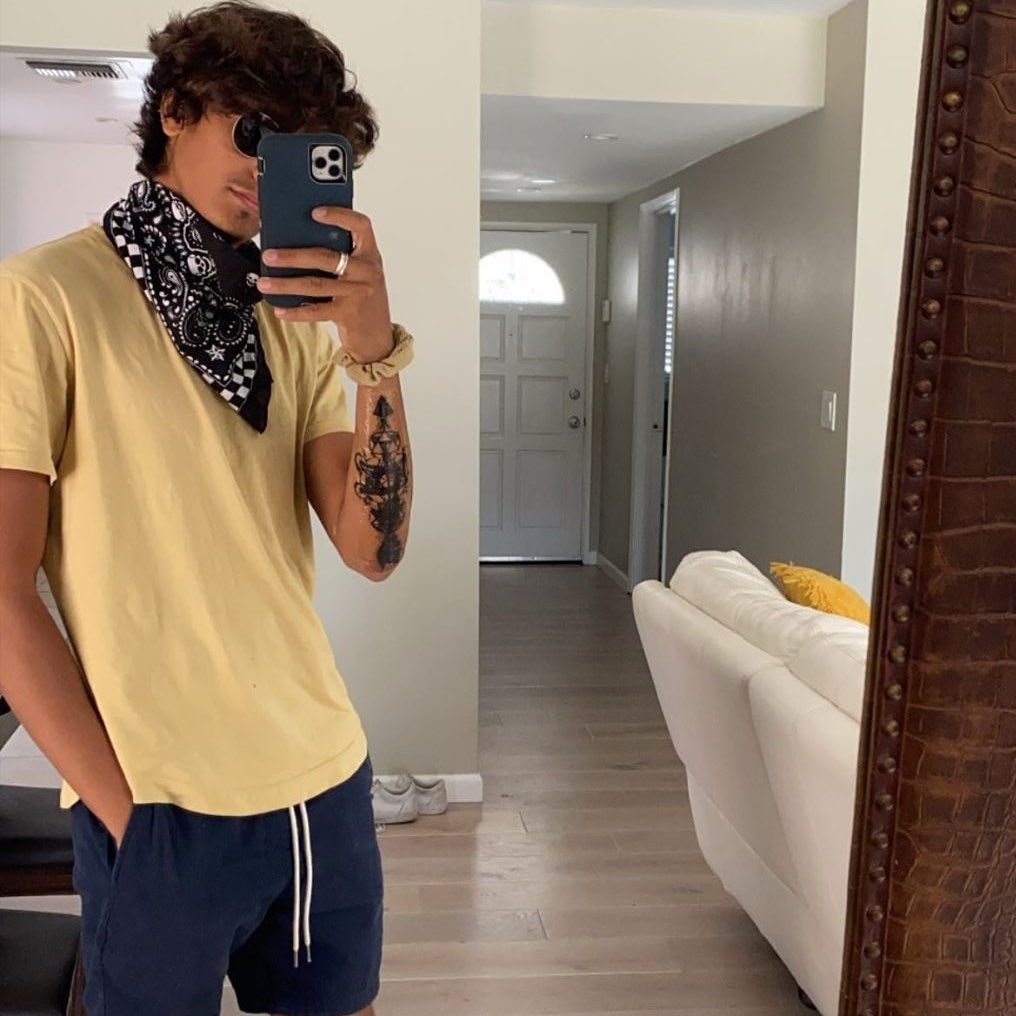 adding this one cause the hand in pocket thing lol