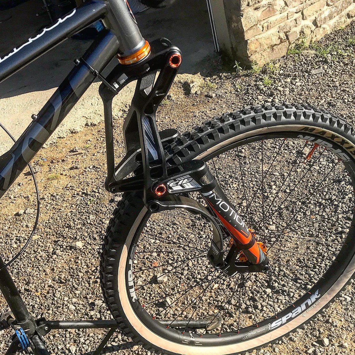 _mbspain's tweet image. The bike build so far......