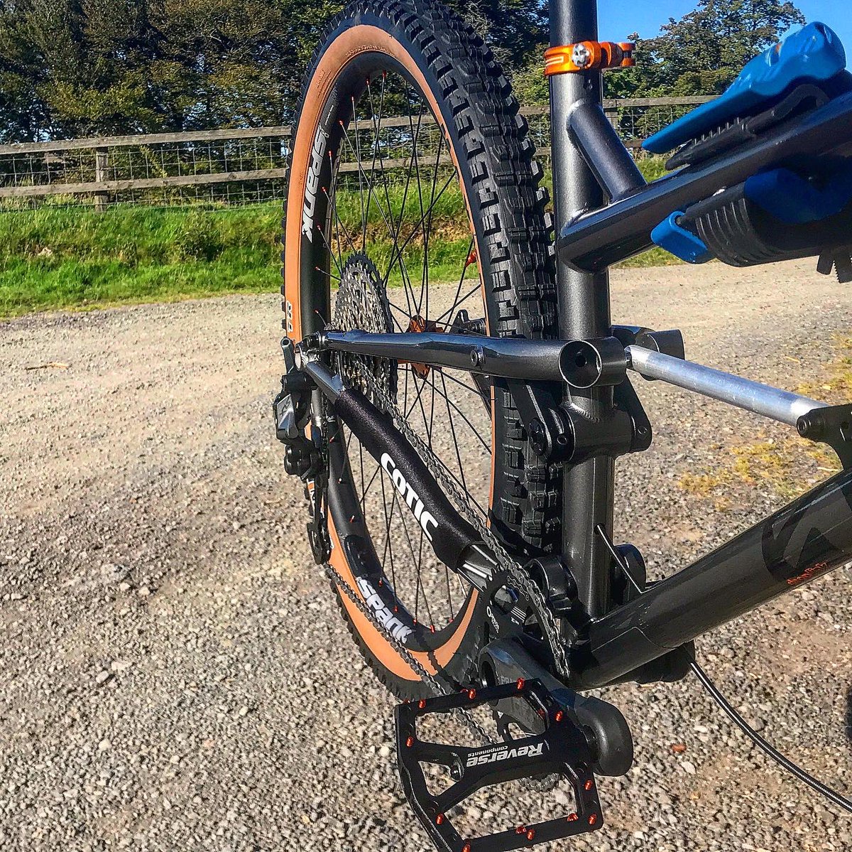 _mbspain's tweet image. The bike build so far......