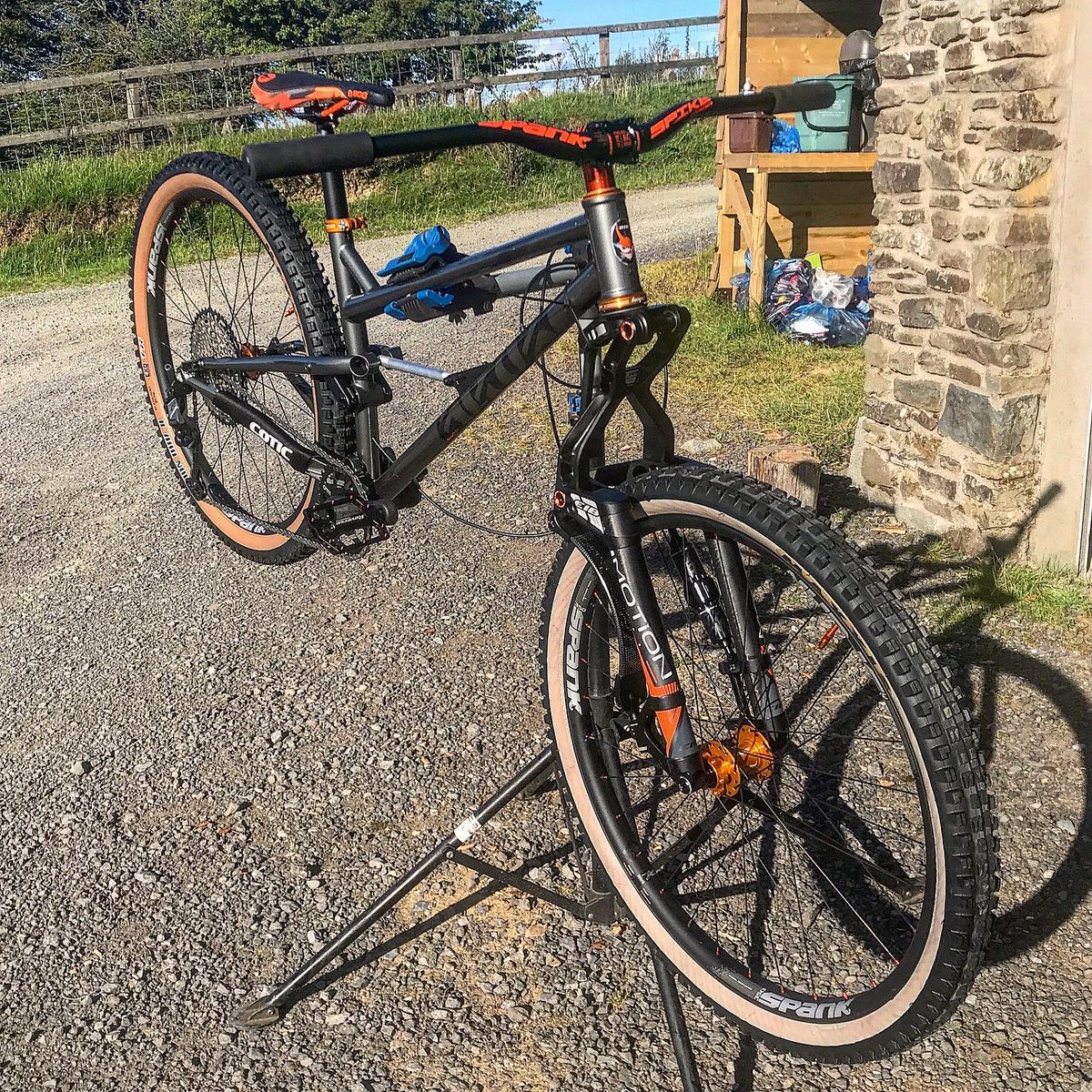 _mbspain's tweet image. The bike build so far......