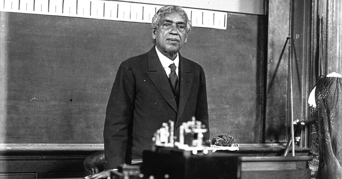 science_humans's tweet photo. "The true laboratory is in the mind, where behind illusions we uncover the laws of truth"
~ Jagdish Chandra Bose (1858 - 1937) 

#HumansofScience #IndianScientists #Science https://t.co/Fuxm0dTc3r