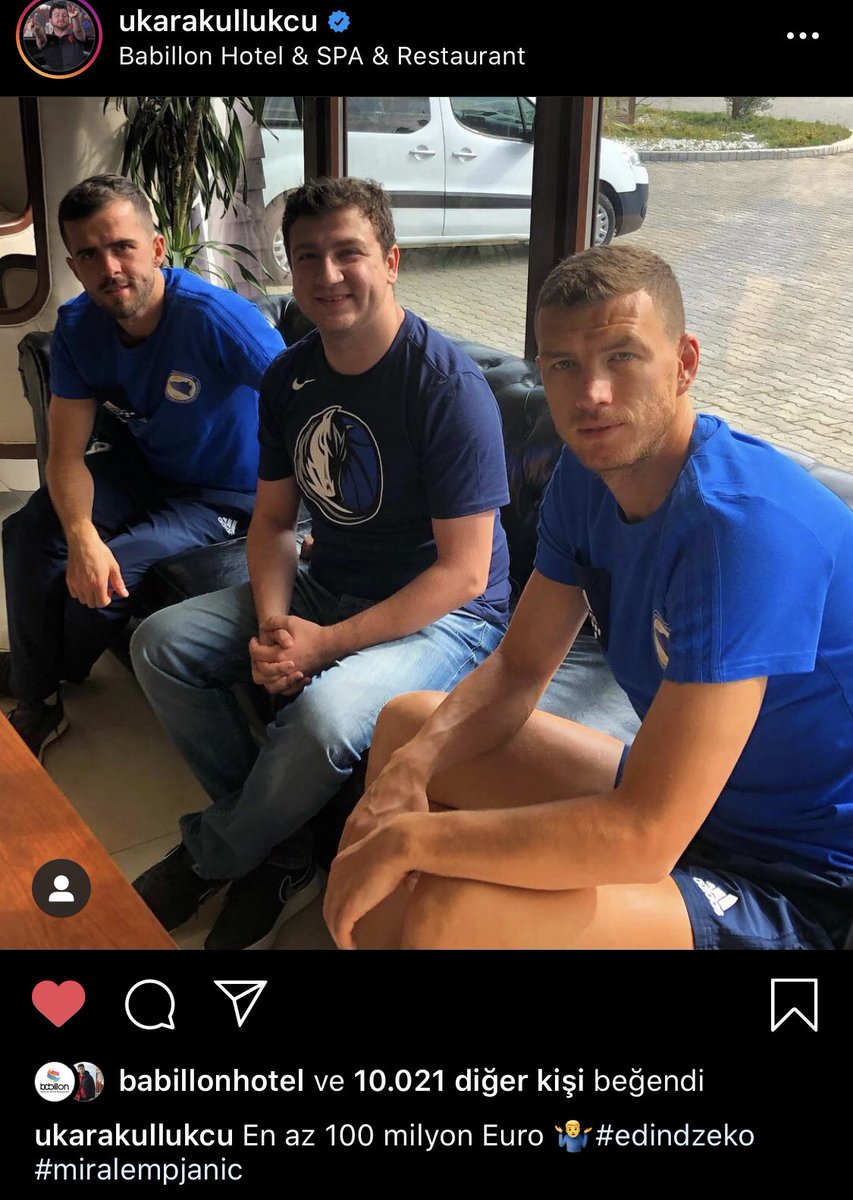 babillonhotel's tweet photo. @ukarakullukcu Uğur Karakullukçu’nun bana gelip Edin Dzeko tarafından taraftar sanılıp sohbet ederken fazla derinlikli bir soru sorunca gazeteci olduğu anlaşılıp Edin Dzeko’nun gitmesi https://t.co/9wpeMMAHhe