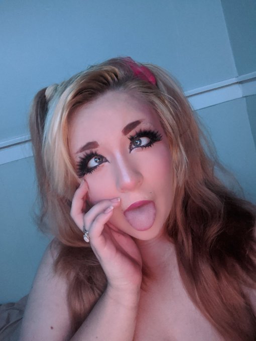 Hmmmm So I really crave more babes for my Snapchat Harem so I was thinking that the next 30 people who<a href="/tag/nsfw"class="tags"><span>#nsfw</span></a><a href="/tag/hentai"class="tags"><span>#hentai</span></a><a href="/tag/slut"class="tags"><span>#slut</span></a><a href="/tag/ahegao"class="tags"><span>#ahegao</span></a>