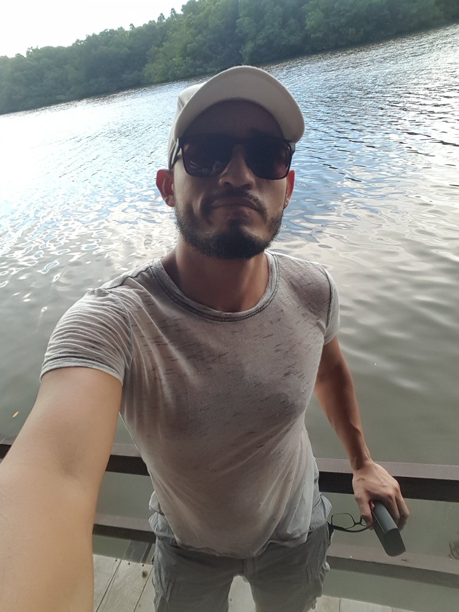 Waldall18's tweet photo. Feliz inicio de semana chicos. https://t.co/RIBEfZp9h5
