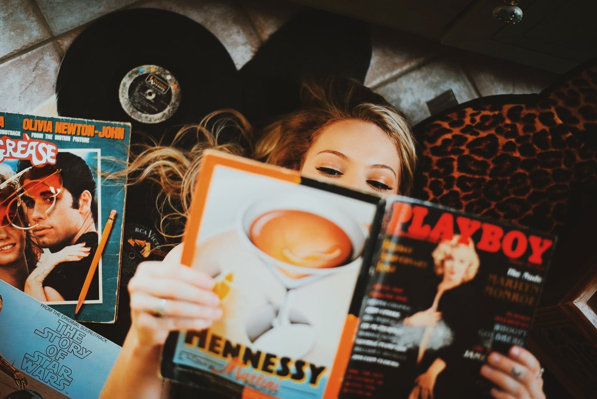 neeley_g's tweet photo. Vinyl baby✨🌙 https://t.co/MPmnt9oZNh