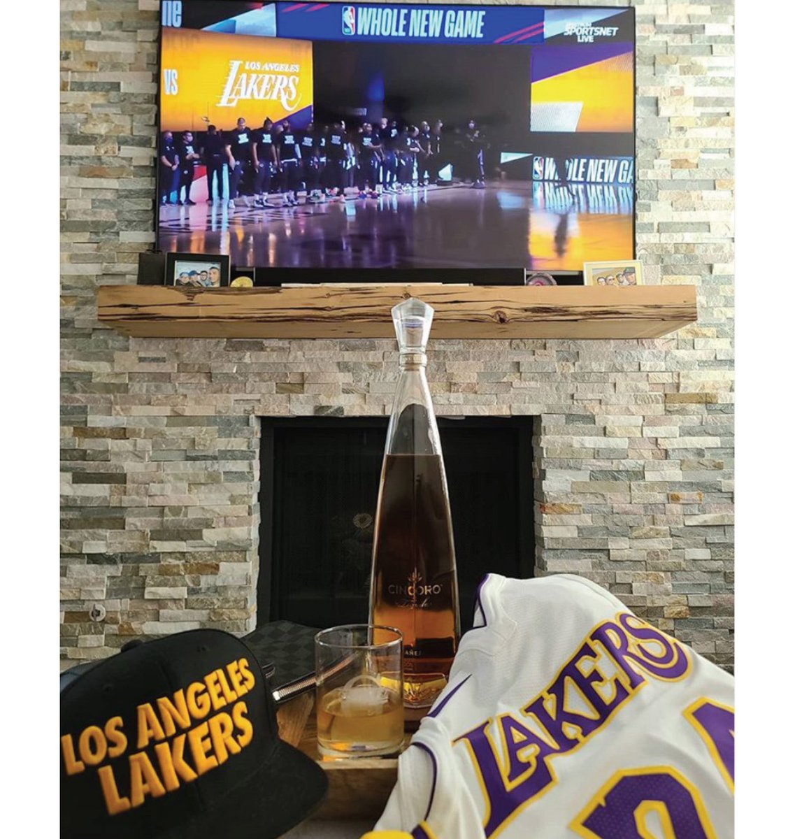 Cincoro's tweet photo. Thank you to all who shared a toast this past weekend!

#ToastYourTeam every game day and tag us to receive your $20 donation. https://t.co/ZImsziLG8V