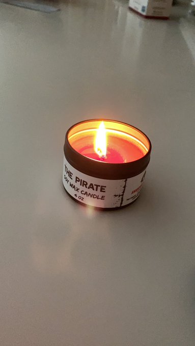 Electricity went out so putting my candles to use... @Karma_Rx https://t.co/mCqpWEUyIS<a href="/tag/newprofilepic"class="tags"><span>#newprofilepic</span></a>