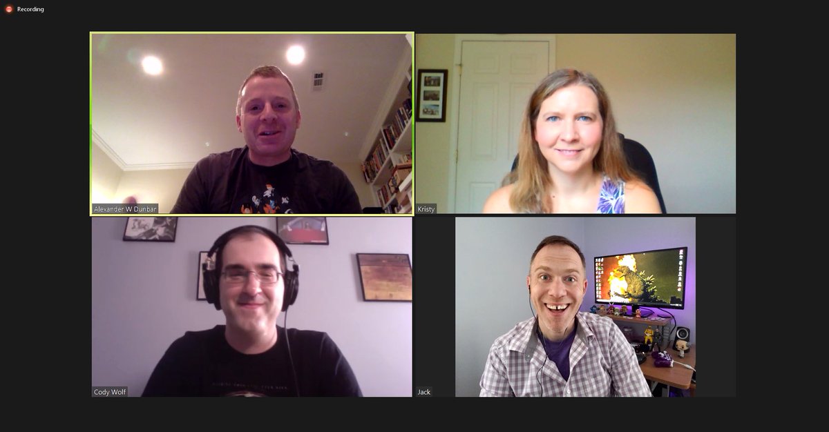 stopmoviecast's tweet image. We’re baaaaack! We’re socially distant podcasting for a movie about a bunch of people quarantined...I mean stuck...together in a crazy sci-fi looking bunker. But it’s a thriller! Our review of 2002’s (via 1998) #EyeSeeYou is coming soon!