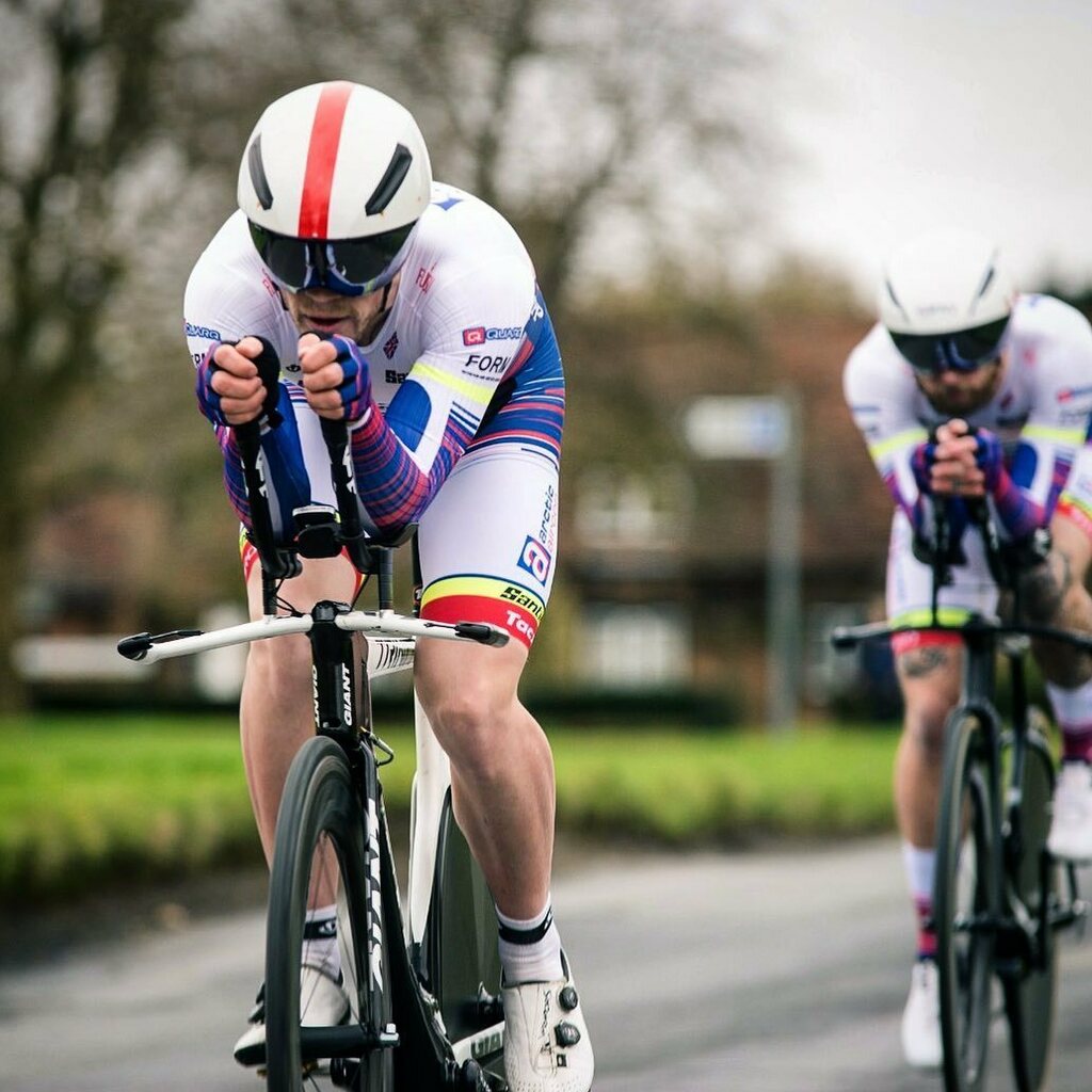 SANTINI_SMS's tweet photo. Your Passion. Tailor Made.
.
@arcticaircon_rt on fire with their Viper TT suits.
.
.
#santinicustom #santinicycling #cycling #customkit #custom #cyclingkit #tt #timetrialsuit #timetrial #customcyclingkit #pursuitofspeed
.
📸 @arcticaircon_rt https://t.co/5rCO64A1Bs https://t.co/GlEaLf1TNa
