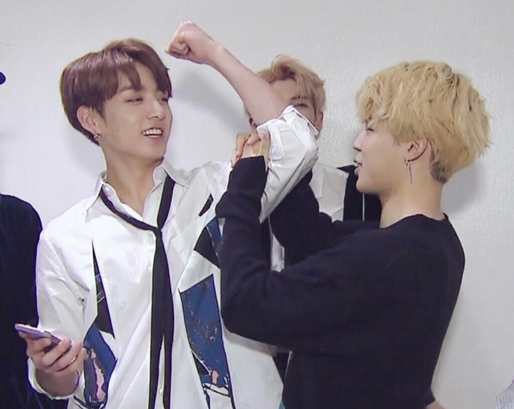 jimin likes jungkook’s strength