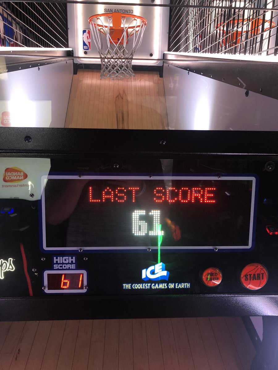 AJ_BoothBU's tweet photo. Naturally I set the high score on the basketball shooting game at Dave and Busters today... rocking my Baylor shirt. Only fitting on a day like today!๐ป๐ #SicEm
#BeenABucket #YouBettaAskSomebody ๐ค https://t.co/hxhF3g2ygs