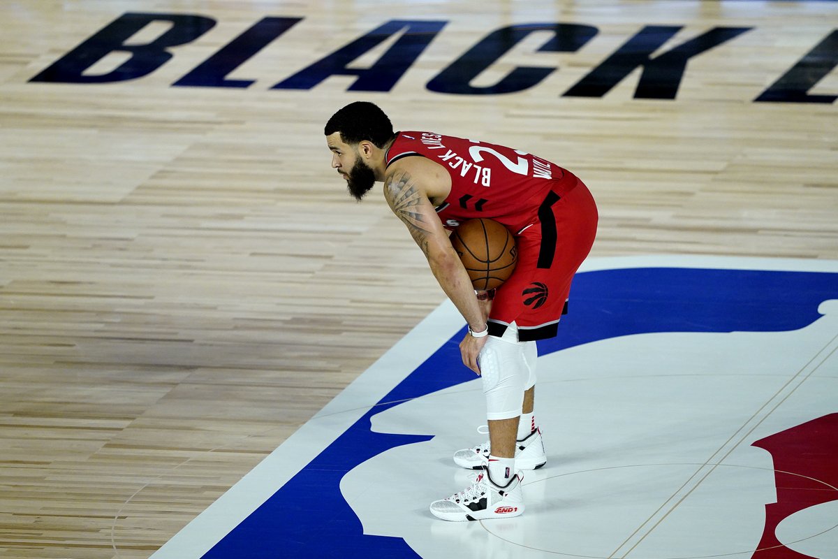 Raptors's tweet photo. Cool. Calm. Collected.

New career-high 36 &amp; counting. https://t.co/07ffATXOUb