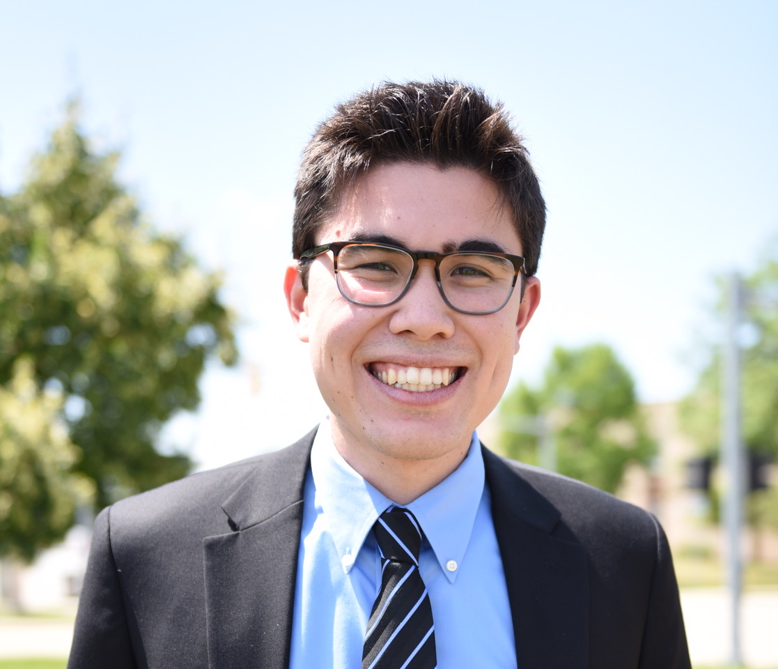 . @jacob_decastro is the fall editor-in-chief. He is a senior. At the IDS he’s been a designer, design chief, special publications editor, digital editor and managing editor of digital.