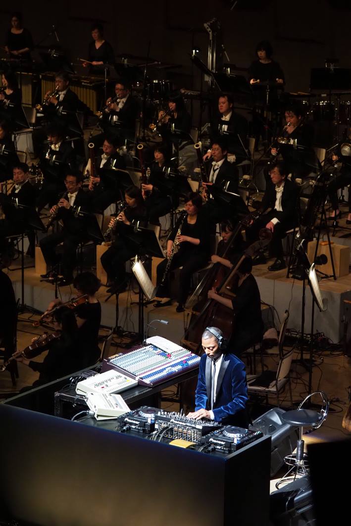 Le 3 août à Déviations sur CKIA FM 22 h : <a href="/DinoMaggiorana/">Dino Maggiorana</a>, <a href="/K_Ishii_70Drums/">Ken Ishii ケンイシイ</a>, <a href="/DJJeffMills/">Jeff Mills</a>, @ezequielariasdj &amp; <a href="/f_rontal/">F-Rontal</a>

23 h : <a href="/styleofeye/">Style Of Eye</a>, <a href="/sysdemes/">sys</a>, <a href="/wolfganggartner/">Wolfgang Gartner</a>, <a href="/DarthVaderLive/">Darth&Vader</a>, <a href="/thelittleidiot/">moby XⓋX</a>, <a href="/Matador320/">Matador</a>, <a href="/MordFustang/">Mord Fustang</a>, <a href="/uppermostmusic/">Uppermost</a> &amp; <a href="/theknocks/">The Knocks</a>