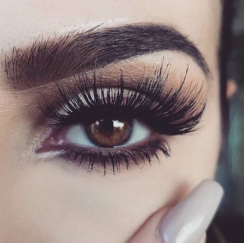 BaratiShaadi's tweet photo. Makeup artist available #EventManagement #eventplanner #weddingplanner https://t.co/ZhtdWj0TPk