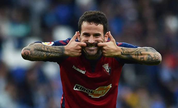 Comanrojillo's tweet photo. Vamos a dar donde duele. 

Si te tuvieras que quedar con uno, Con quién sería?

❤ Chimy Ávila
🔄 Rubén García

#Osasuna https://t.co/hXyGckkg7p