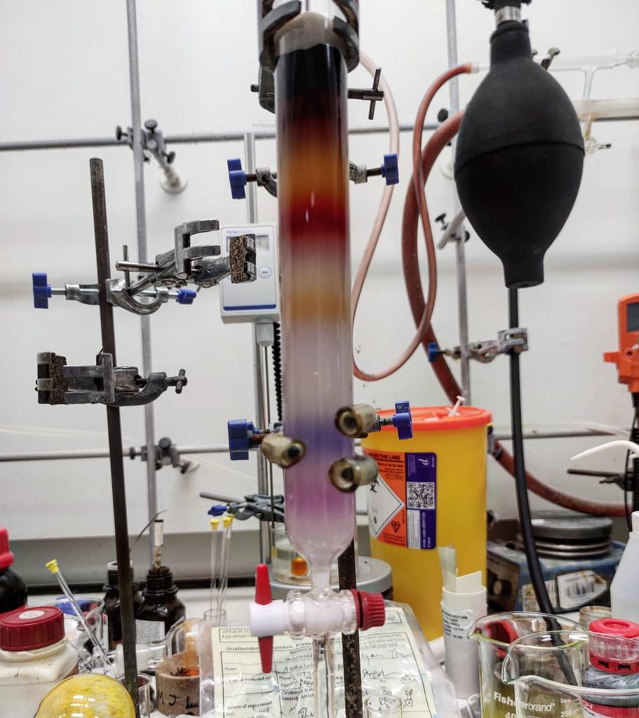 some lab art for my first tweet #chromatography #column #azobenzene